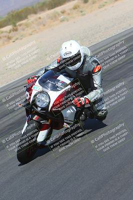 media/Oct-17-2024-Racers Edge (Thu) [[f51934c085]]/B Group/Session 2 (Turn 6 Inside)/